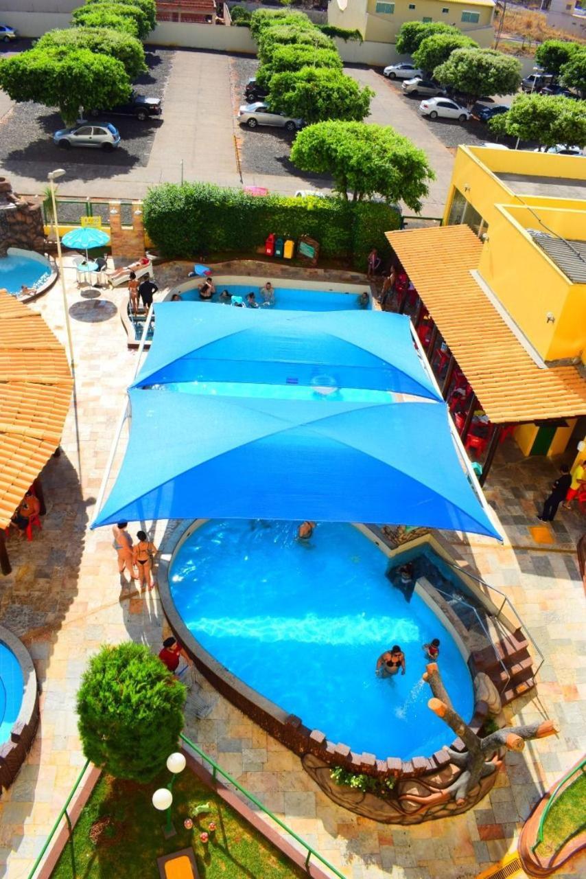 Flat Para Temporada Perto Singapura Shopping Com 7 Piscinas, Bar Molhado, Restaurante - A 3 Min Centro De Caldas Novas! Eksteriør bilde